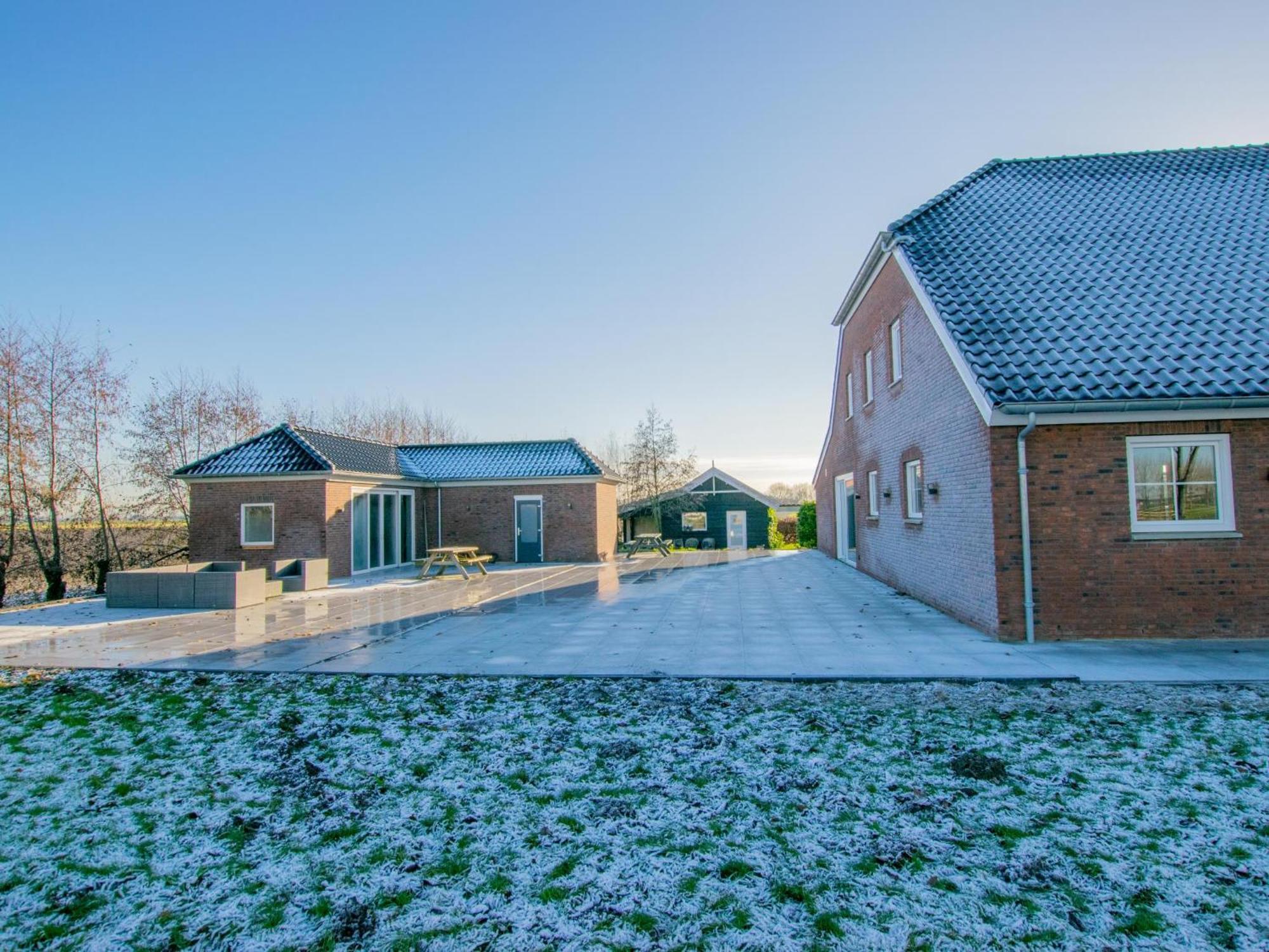 Jonkershof Villa Lage Zwaluwe ภายนอก รูปภาพ